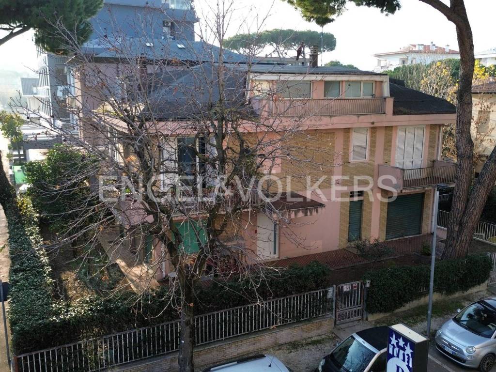 Villa a Riccione in Viale Vincenzo Monti, 43 - Foto 5