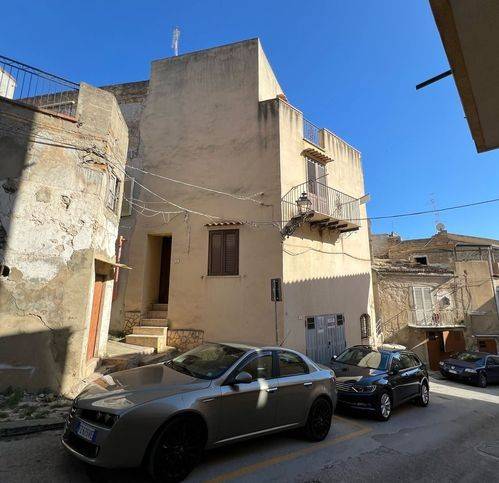 Palazzo / stabile a Palma di montechiaro in Via Dante Alighieri 78 - Foto 2