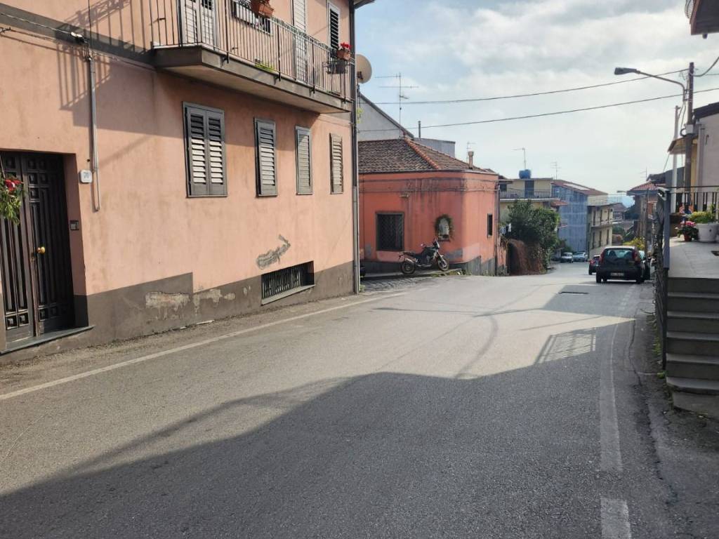 Box / garage a Zafferana etnea in Via San Giacomo - Foto 5