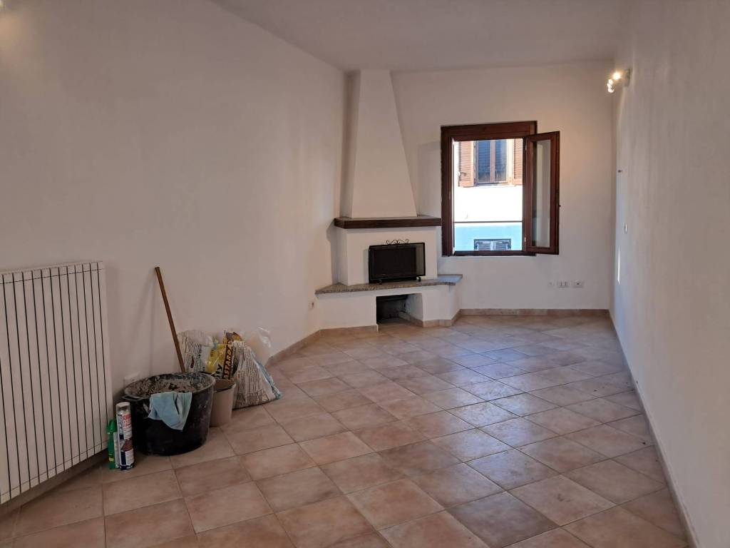 Appartamento a Gorla minore in Via Francesco Raimondi - Foto 3