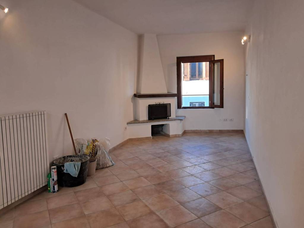 Appartamento a Gorla minore in Via Francesco Raimondi - Foto 4