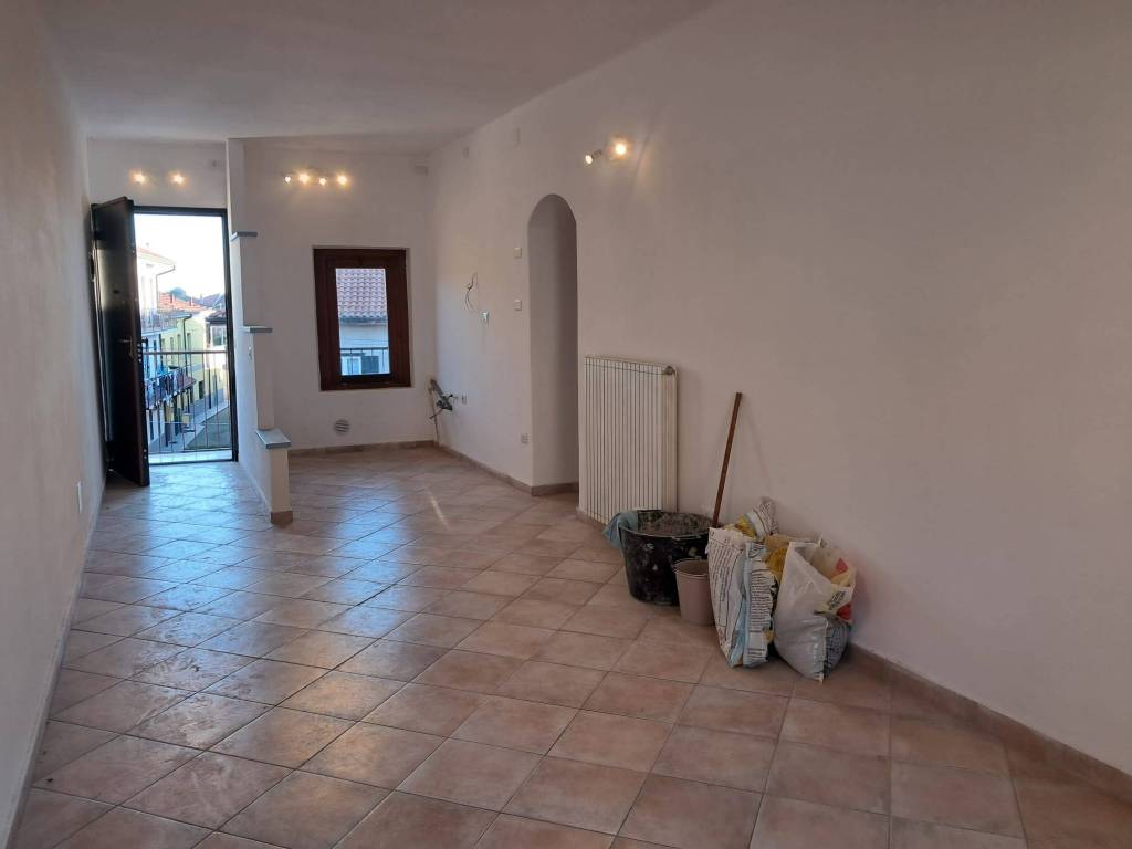 Appartamento a Gorla minore in Via Francesco Raimondi - Foto 5