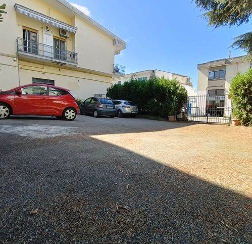 Immobile a Salerno in Via Picenza 111 - Foto 3