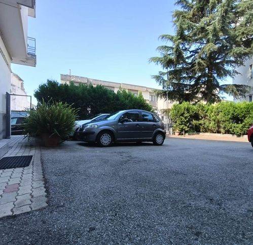 Immobile a Salerno in Via Picenza 111 - Foto 4