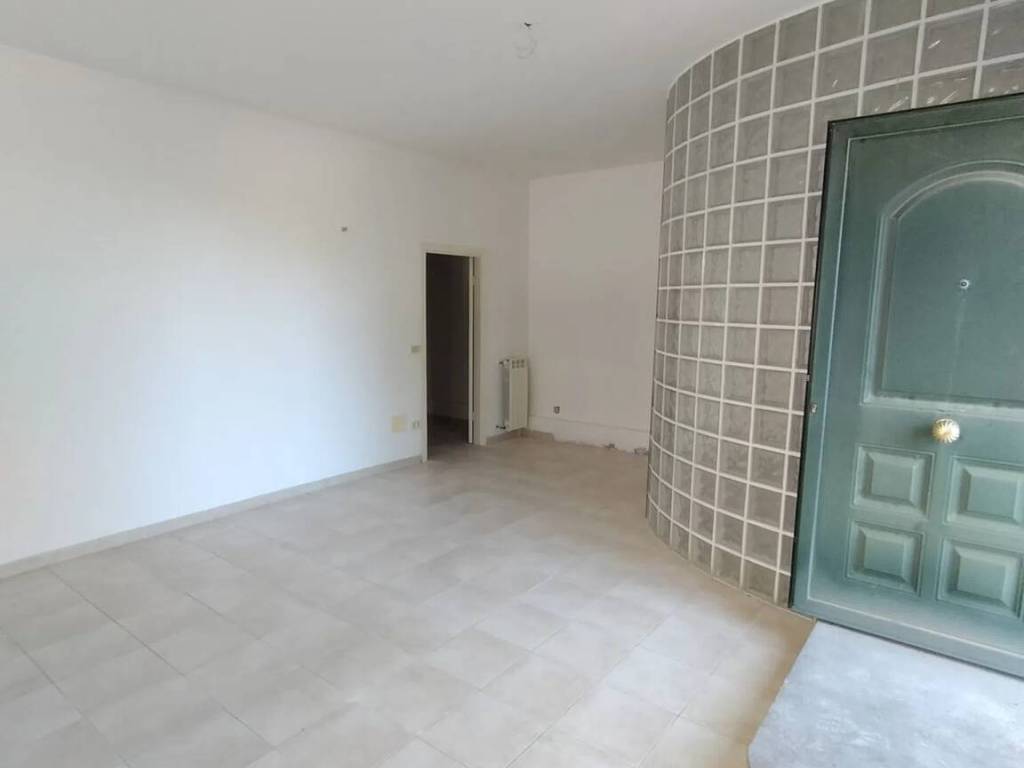 Appartamento a Roccastrada in Via Giuseppe Garibaldi, 53 - Foto 4