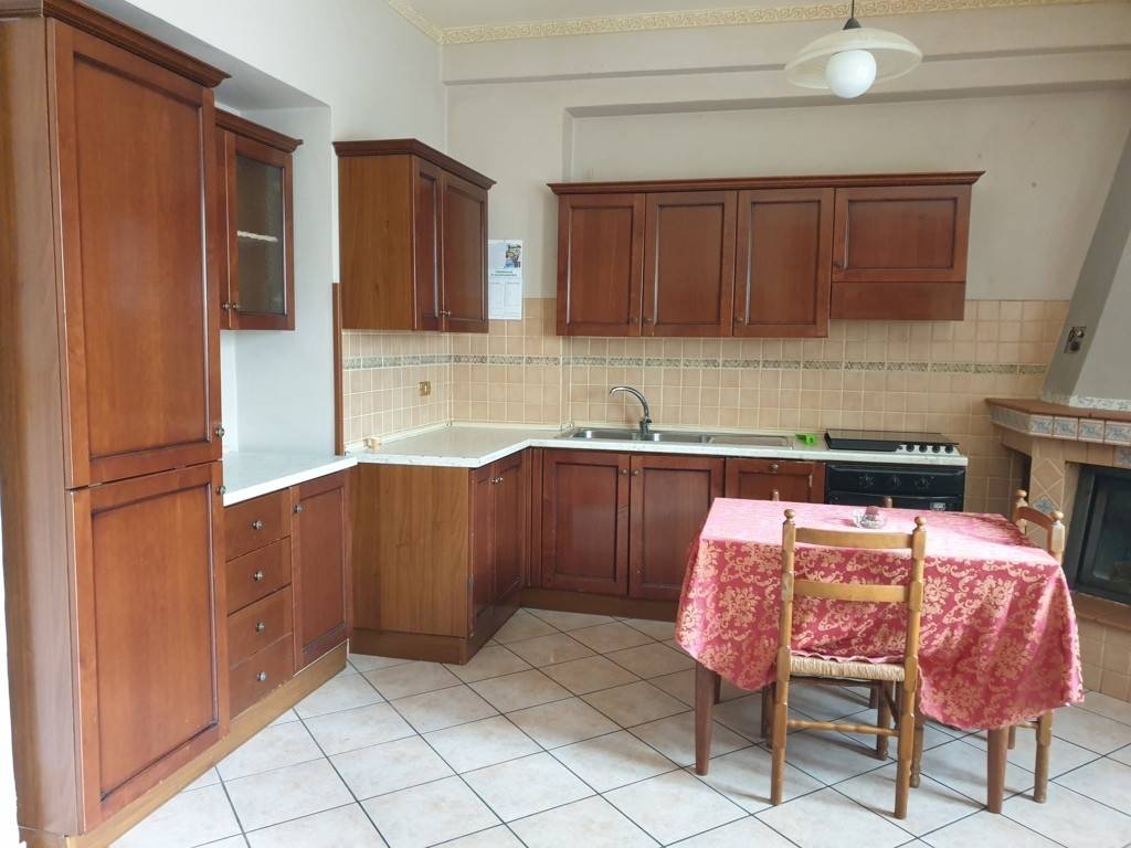 Appartamento a Tagliacozzo in Via Collemaggio, 8 - Foto 4