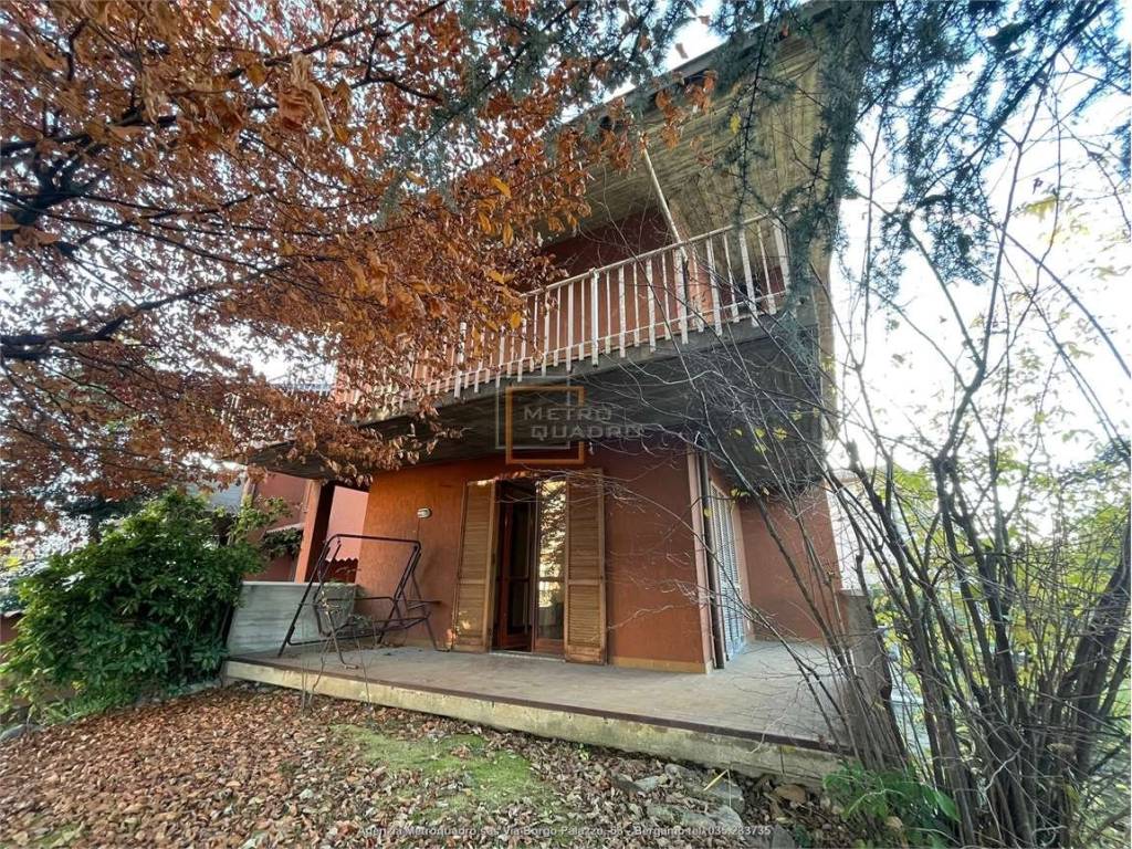 Villa a Torre boldone in via San Martino Vecchio, 27 - Foto 3