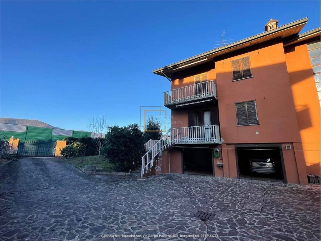 Villa a Torre boldone in via San Martino Vecchio, 27 - Foto 5