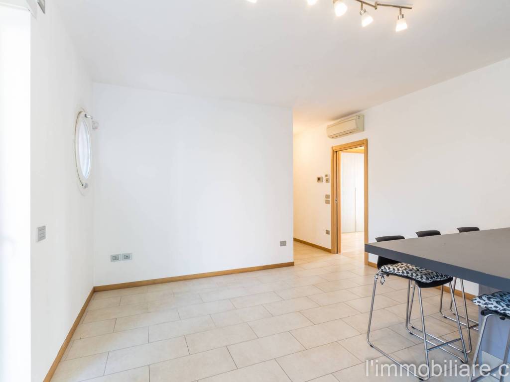 Appartamento a Verona in Via Saval, 3 - Foto 5