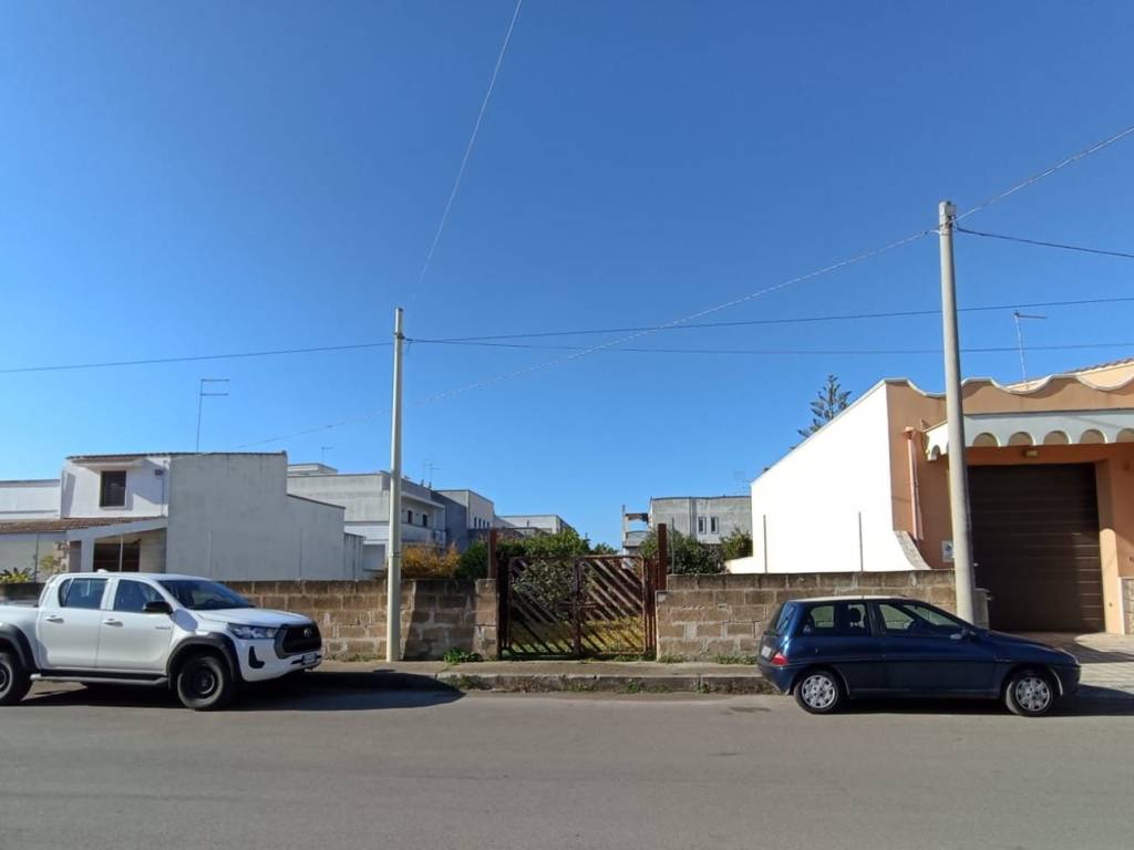 Terreno a Pulsano in Via Pertusillo, 12 - Foto 2