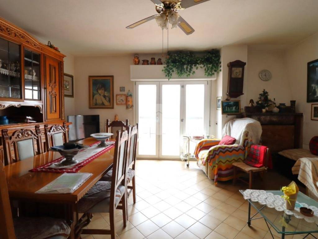 Attico / mansarda a Terni in Via Alberto Staderini - Foto 3