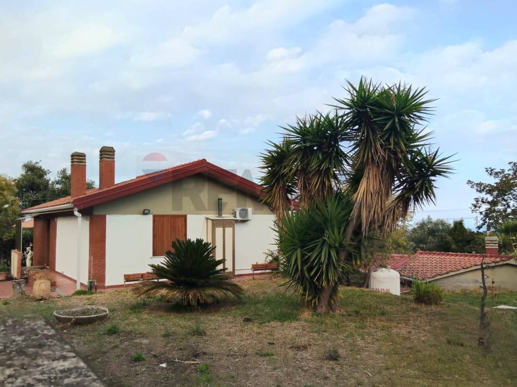 Villa a Acireale in Via Barbagallo, 11 - Foto 2