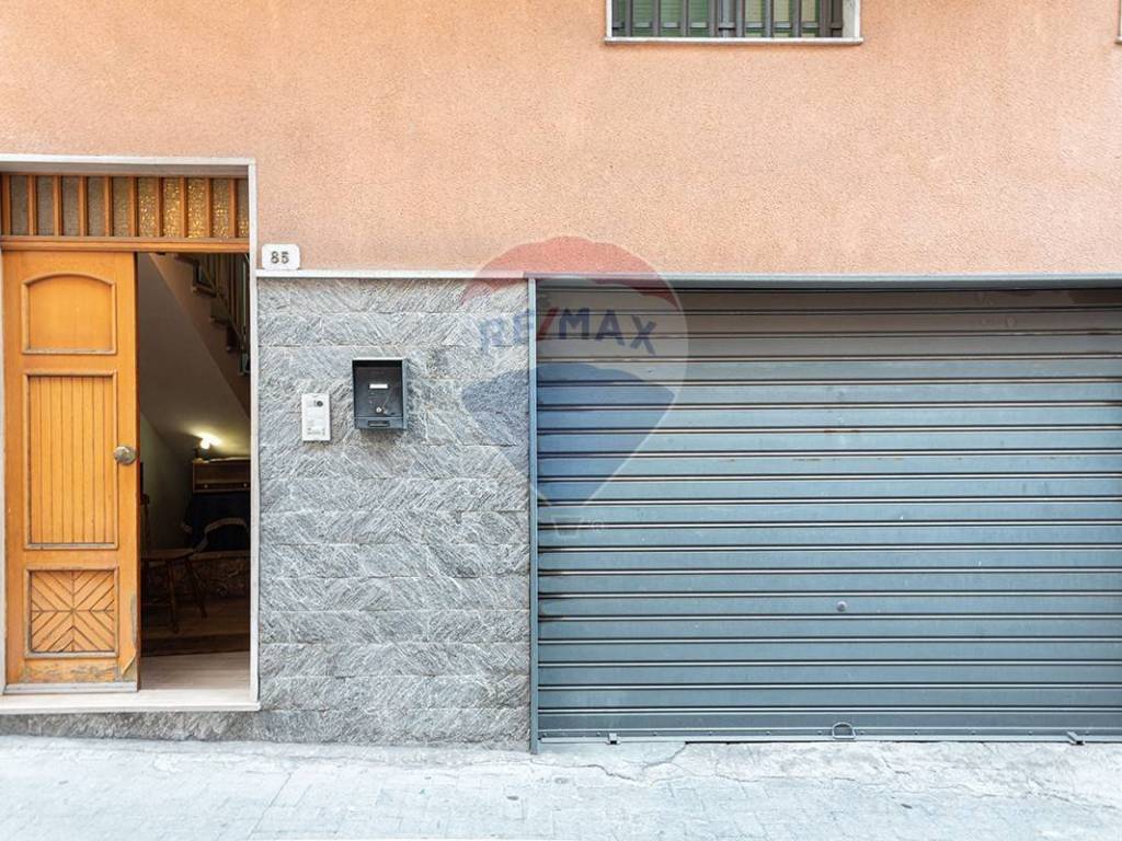 Casa indipendente a Biancavilla in Via Laudani, 85 - Foto 3