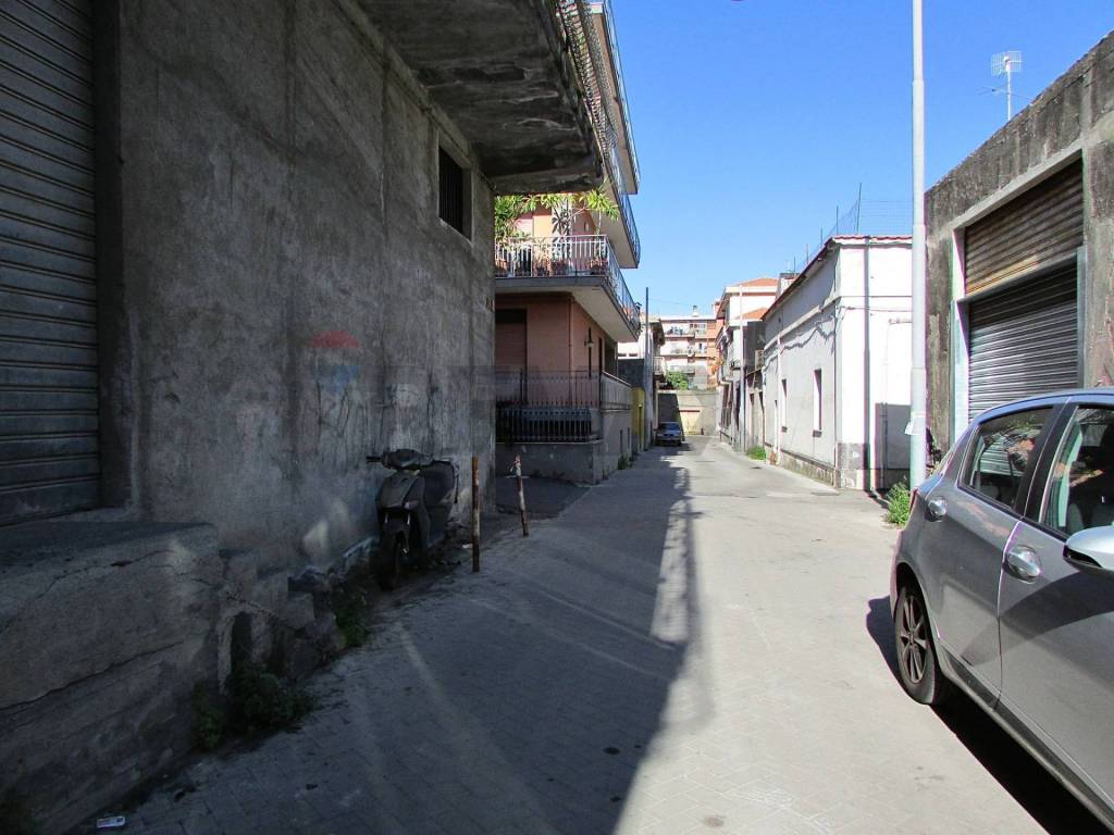 Box / garage a Riposto in Via Giuseppe Arimondi, 3 - Foto 3