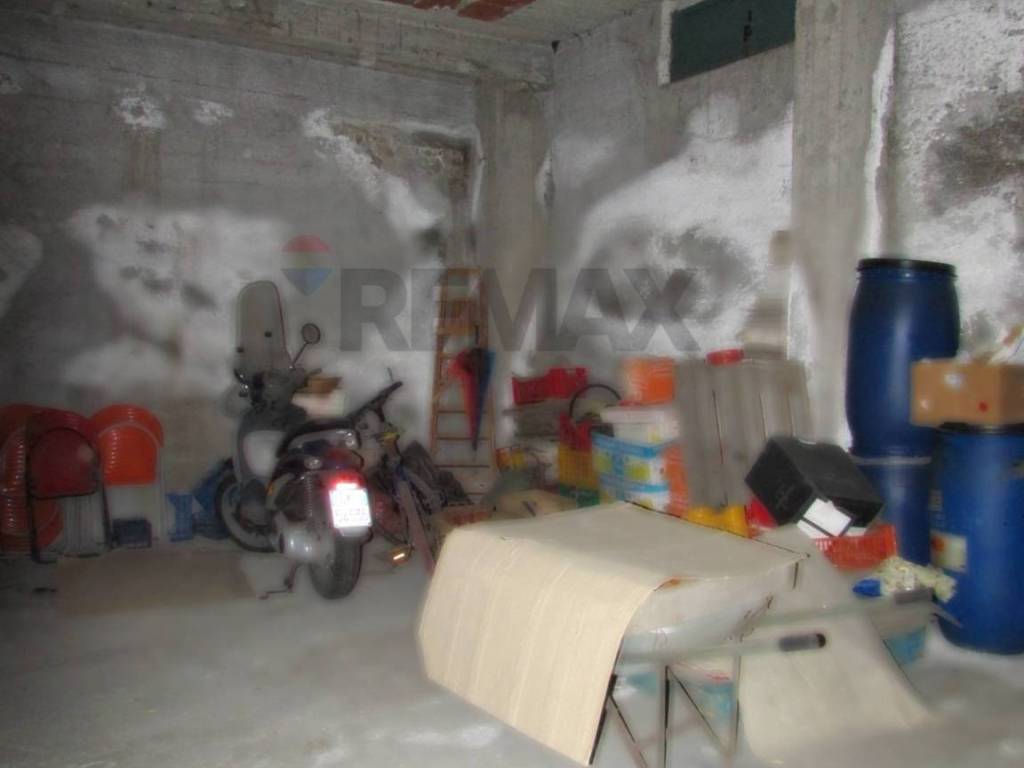 Box / garage a Riposto in Via Giuseppe Arimondi, 3 - Foto 5