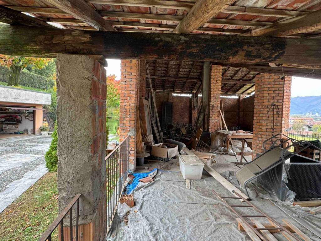 Rustico / casale a Besozzo in VIA E. STUCCHETTI, 23 - Foto 5