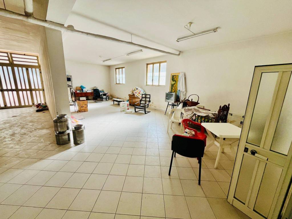 Box / garage a Capurso in Via Camillo Benso di Cavour - Foto 4