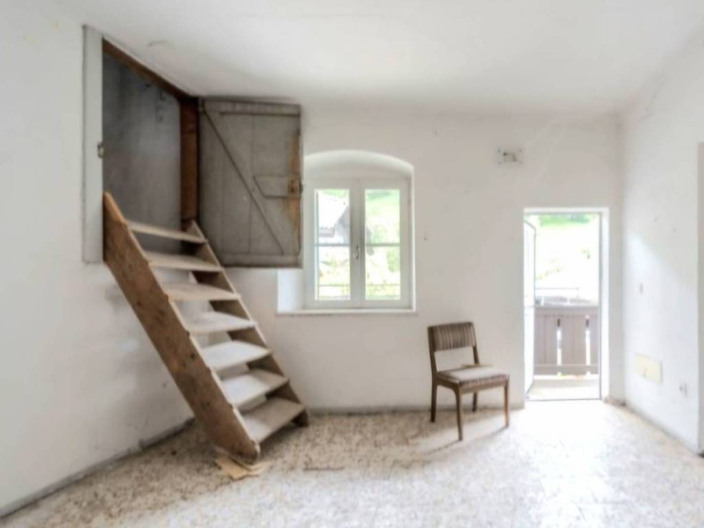Palazzo / stabile a Montagna - Foto 4