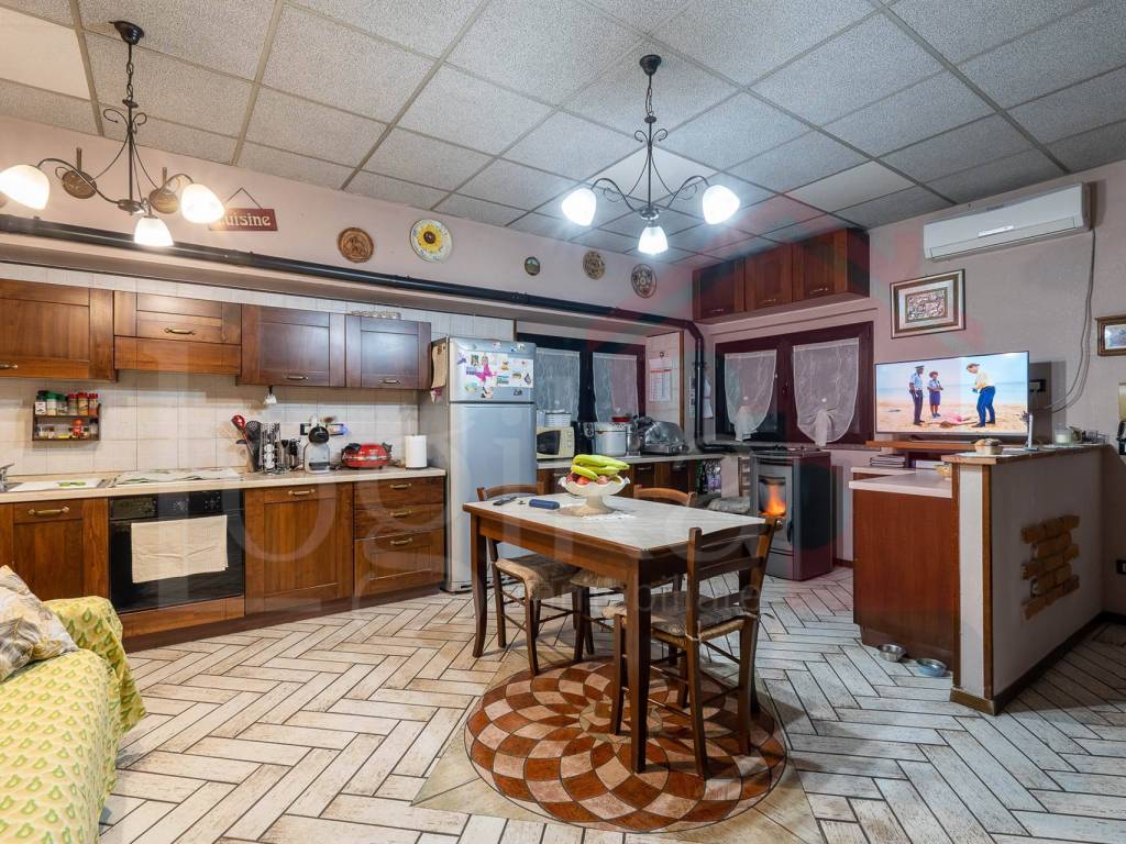 Villa a Roncaro in Via dei Livelli, 29 - Foto 3