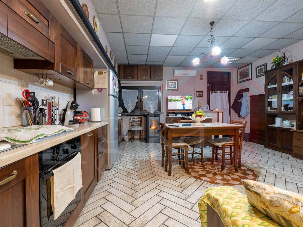 Villa a Roncaro in Via dei Livelli, 29 - Foto 4