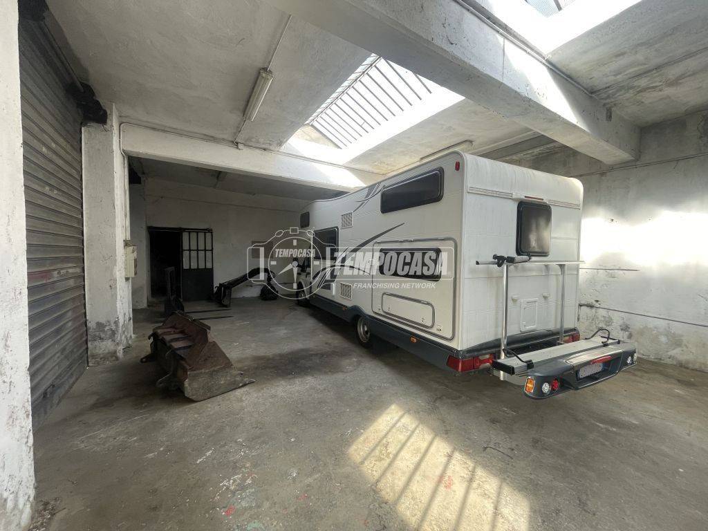 Box / garage a Locana in Via Roma 1/A - Foto 2