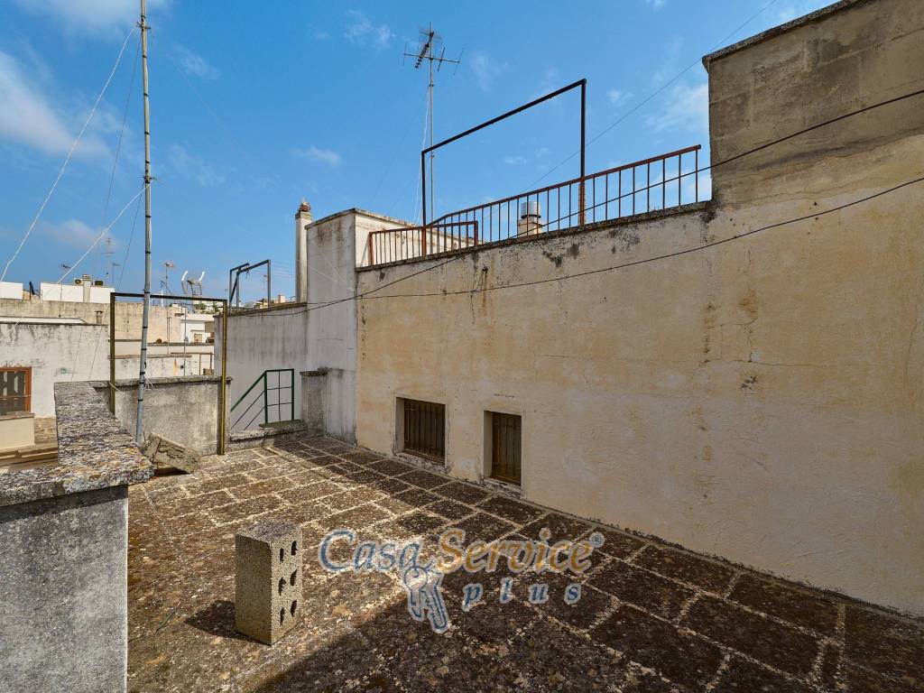 Casa indipendente a Matino in Via Firenze - Foto 2