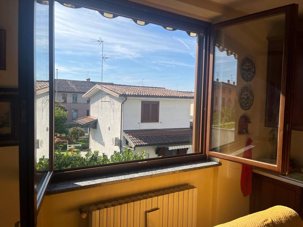 Appartamento a Zelo buon persico in Via Carlo Cattaneo - Foto 4