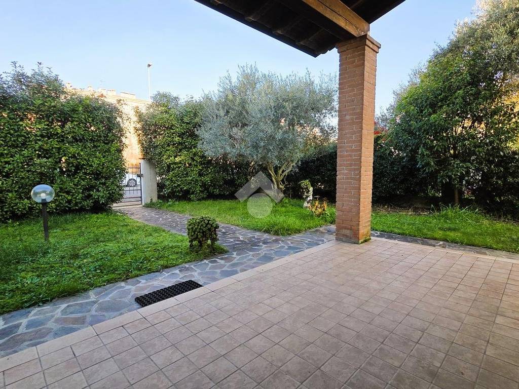 Villa a Borgo virgilio in Via cisa, 95 - Foto 3