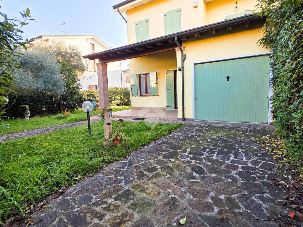 Villa a Borgo virgilio in Via cisa, 95 - Foto 5