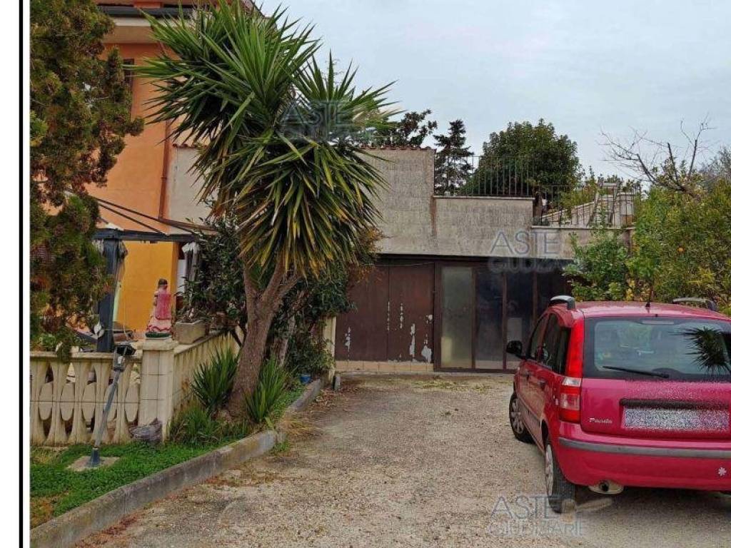 Villa a Guidonia montecelio in Via Casal Bianco, 291 - Foto 3