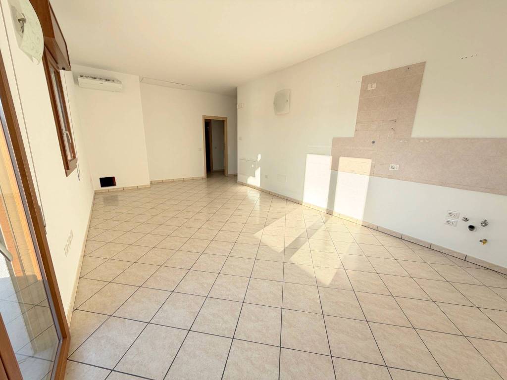 Appartamento a Cerea in Via Mantova, 21 - Foto 2