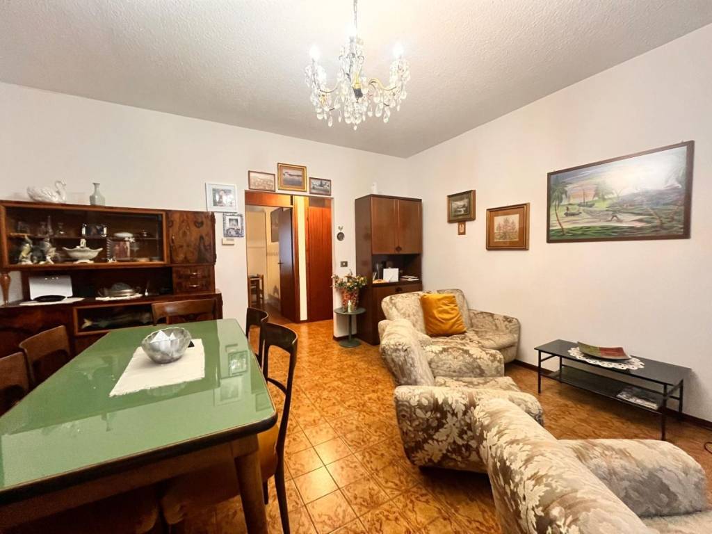Appartamento a Bologna in Via Rodolfo Mondolfo - Foto 3