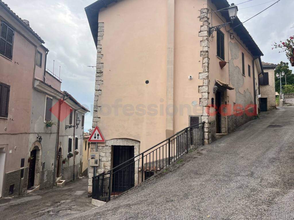 Appartamento a Alatri in Via Edoardo Facchini, 17 - Foto 3