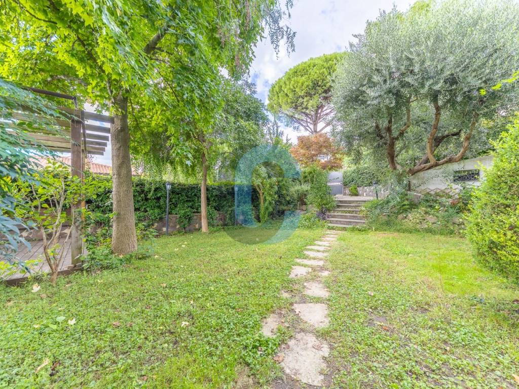 Villa a Grottaferrata in Via delle Nazioni Unite, 32 - Foto 5