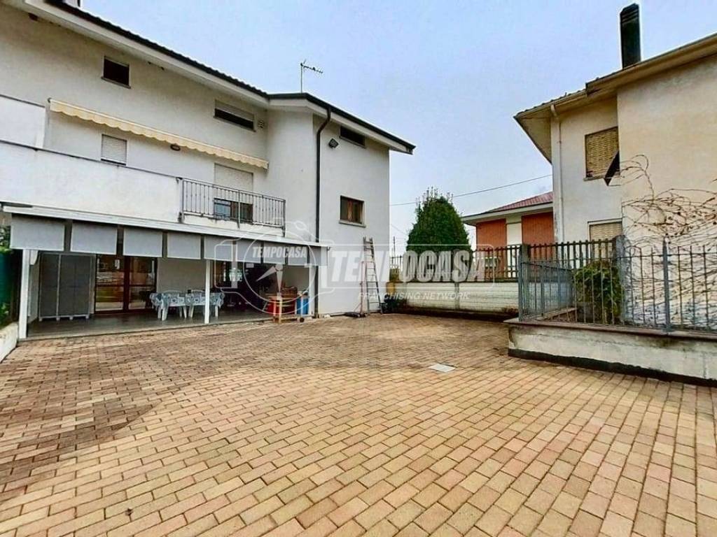 Villa a Robassomero in Via Guido Rossa 2/2 - Foto 2