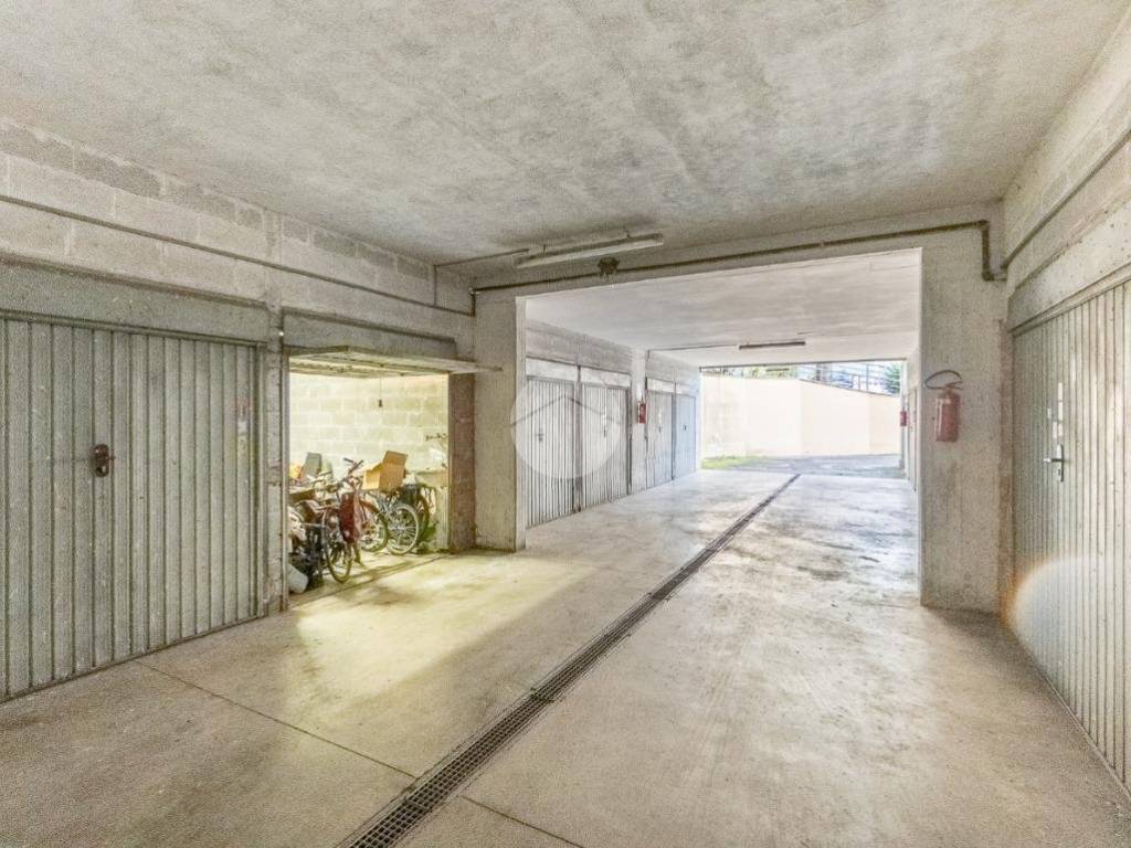 Box / garage a Monterotondo in Via Italo Calvino - Foto 3