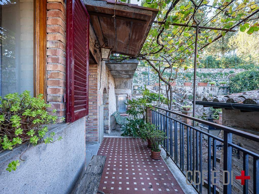 Appartamento a Castelnuovo di val di cecina in Via Maggio - Foto 5