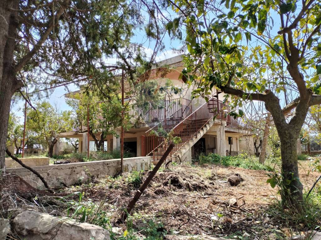 Casa indipendente a Comiso in C/da Monacazza - Foto 2