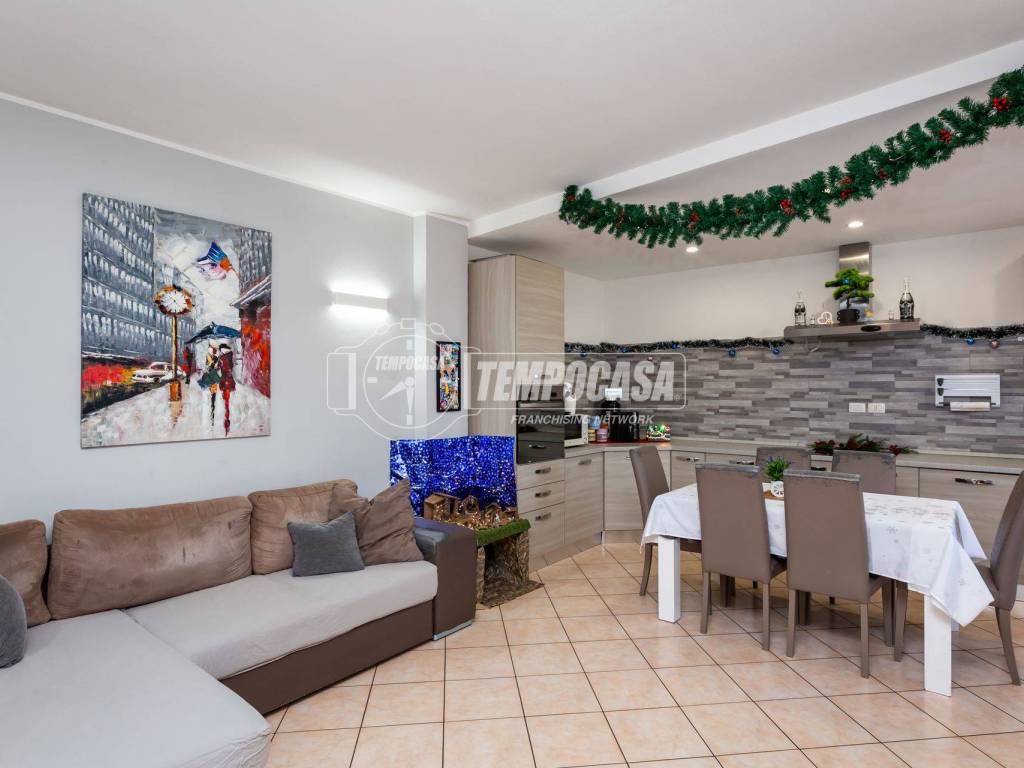 Appartamento a Villanova d'asti in Piazza Vittorio Alfieri 20 - Foto 3