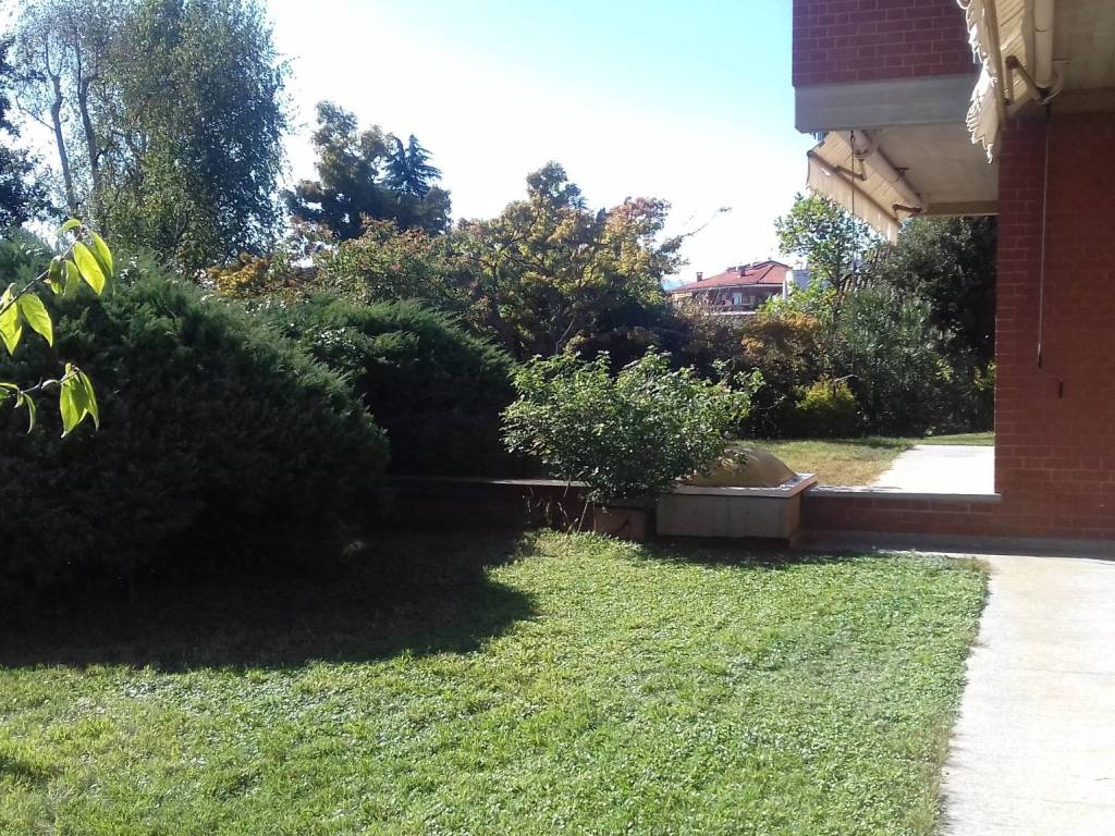 Appartamento a Chieri in Via Nino Costa - Foto 5