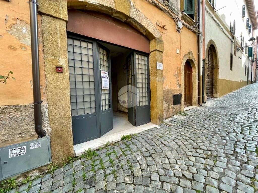 Box / garage a Monte porzio catone in Via Cesare Battisti, 20 - Foto 2