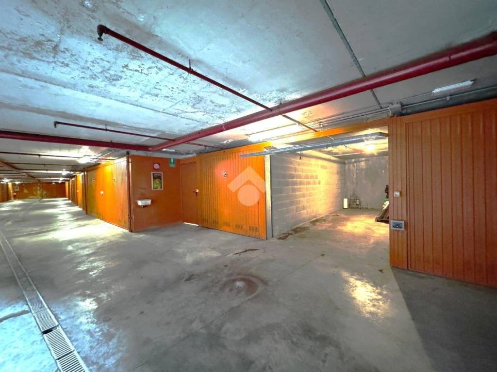 Box / garage a Bergamo in Via Giacomo Quarenghi, 50 - Foto 3