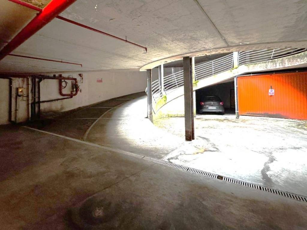 Box / garage a Bergamo in Via Giacomo Quarenghi, 50 - Foto 4