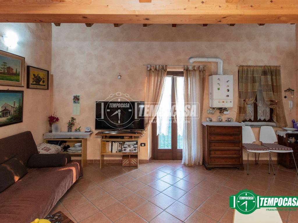 Appartamento a Oleggio in Via Santo Stefano 95 - Foto 4