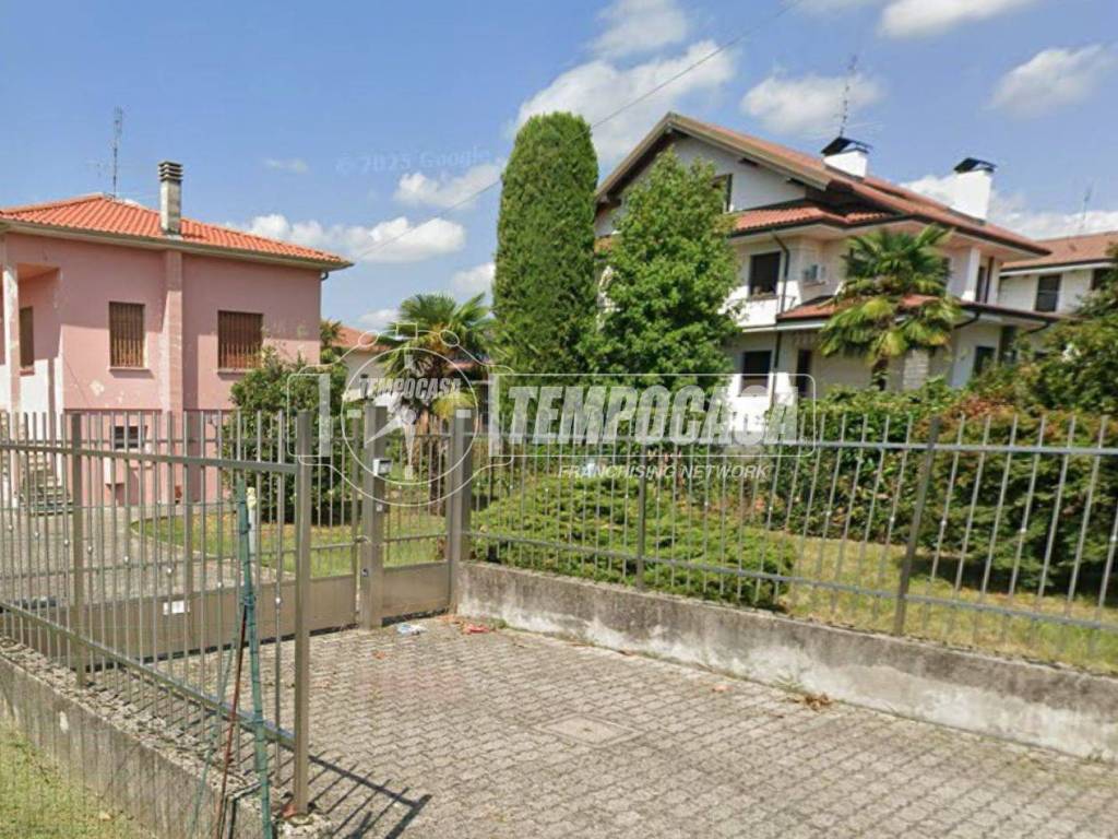 Villa a Bellinzago novarese in Via Santo Stefano 21 - Foto 2