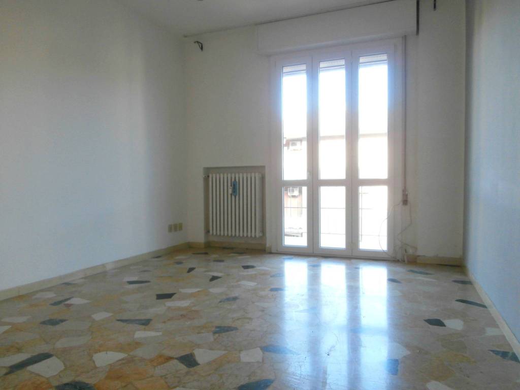 Appartamento a Ferrara in Via Giambattista Canonici - Foto 3