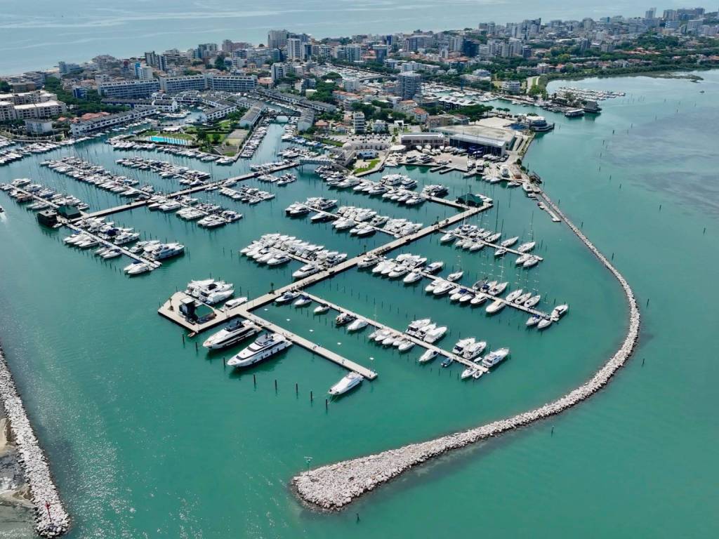 Attico / mansarda a Lignano sabbiadoro in Via Isola Punta Faro, 61 - Foto 2