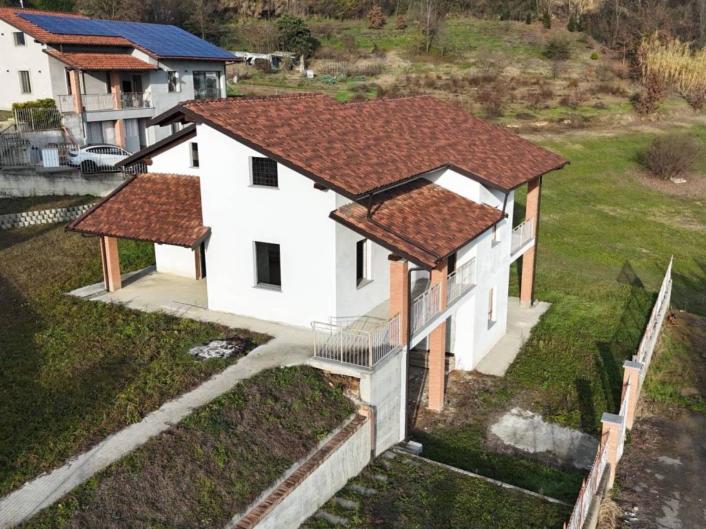 Villa a Montechiaro d'asti in Via Mondo - Foto 2