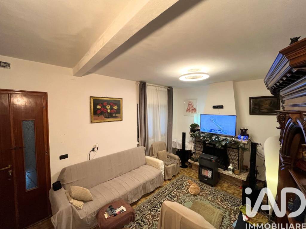 Villa a Finale emilia in via Per Modena, 86 - Foto 5