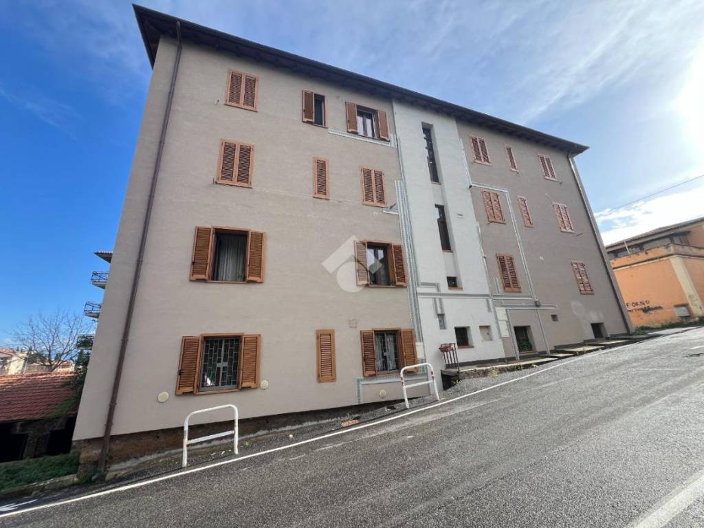 Appartamento a Civita castellana in Via casimiro marcantoni, 4 - Foto 2